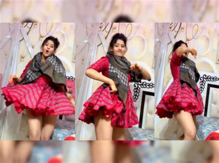 Anjali Arora Dance Video 'New MMS kab aa raha hai' Anjali Arora's latest dance video goes
