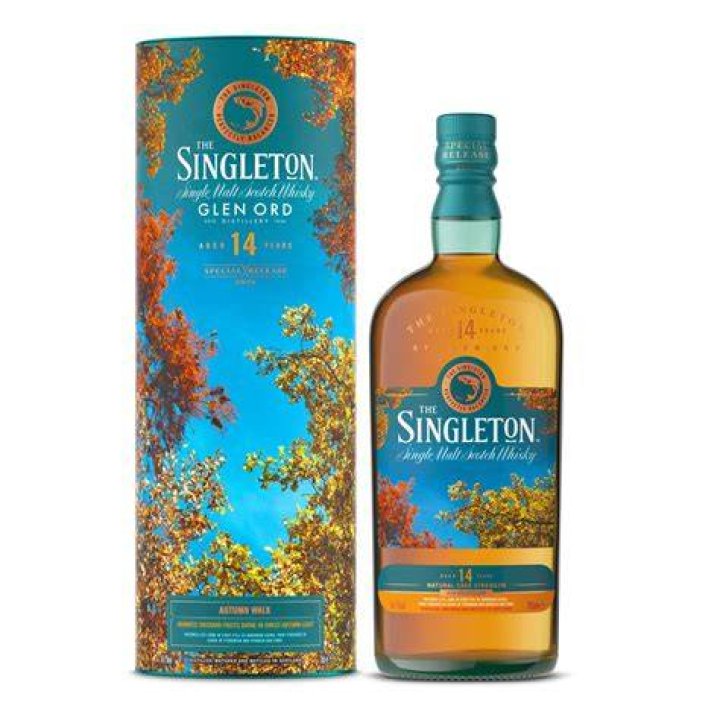 This singleton complimented a Grindr match, but was quick to shut them down when they took too long to reply