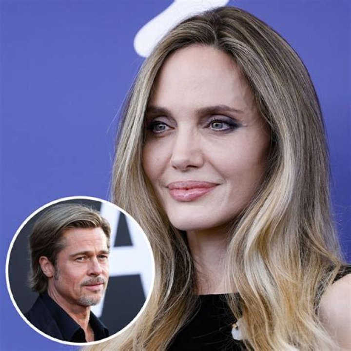 Wow! The 34-year-old looked effortlessly cool in a pair of stylish shades letting her blonde locks fall loose to her shoulders